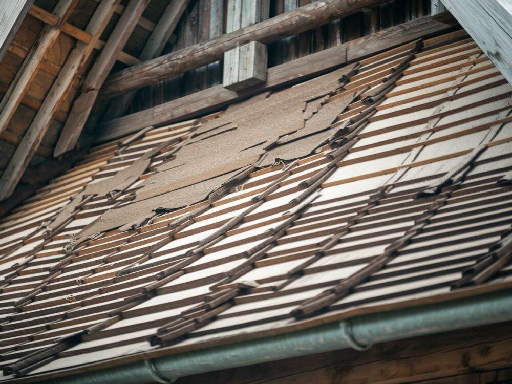 Papa dachowa na klasycznym dachu z desek